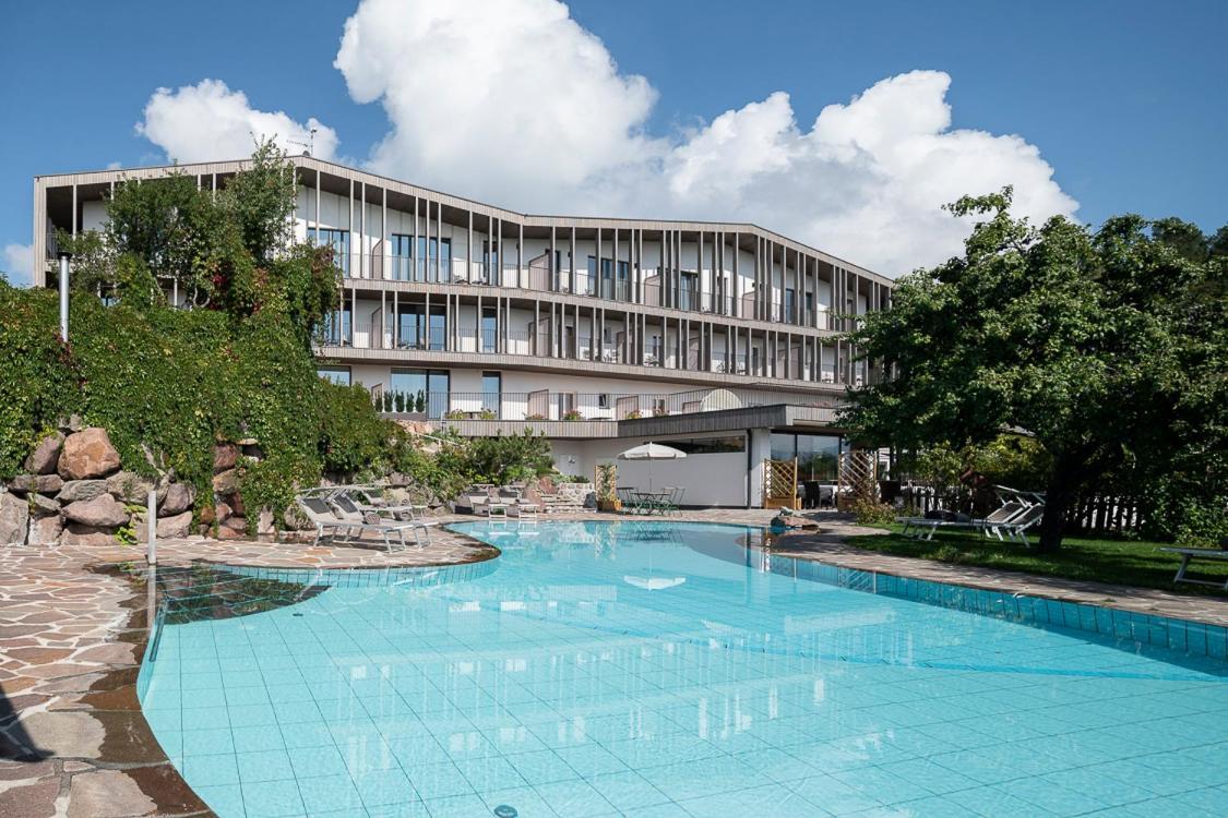 Hotel Lichtenstern Сопрабольцано Екстер'єр фото